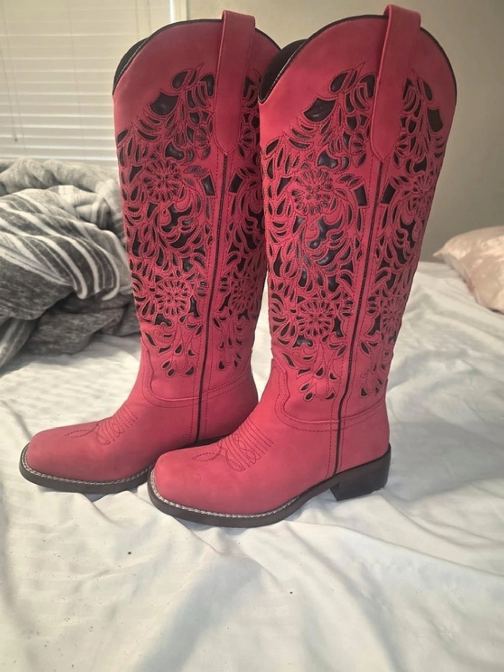 Red Embroidered Western Boots Like New